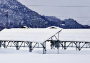 太陽光パネルの雪をどかしたい！雪下ろしは必要？